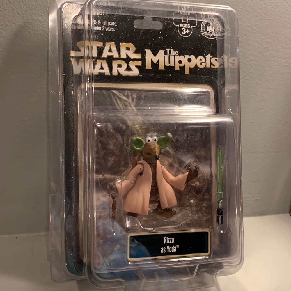 Disney Parks Muppets and Star Wars - Rizzo as Yoda